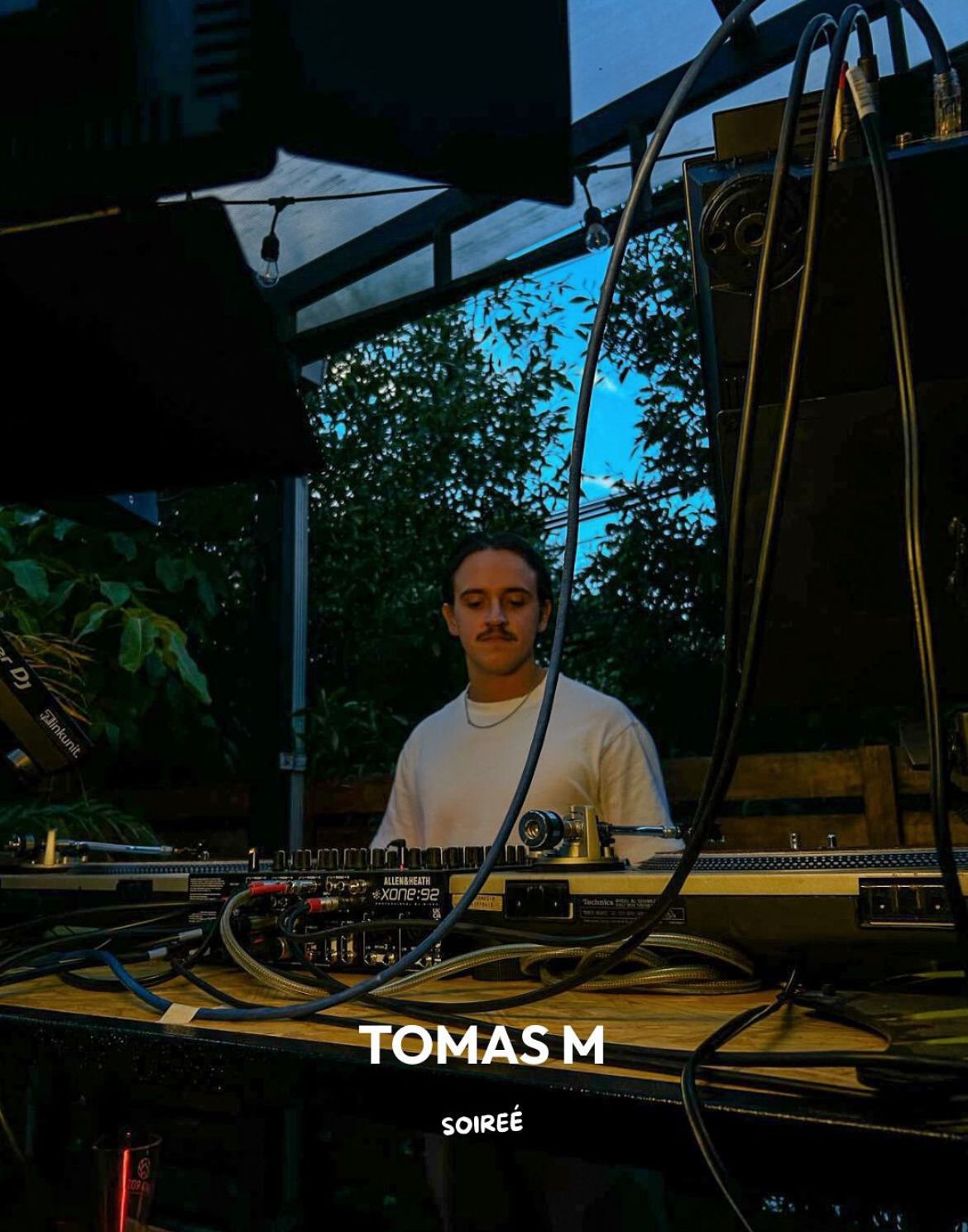 Soirée — Tomas M